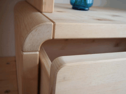 Eckdetail Massivholz