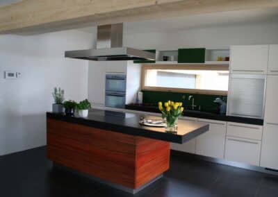 Kücheninsel in Holz