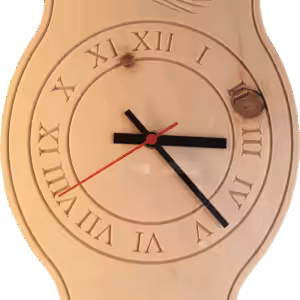 Uhr geschnitzt Arvenzapfen