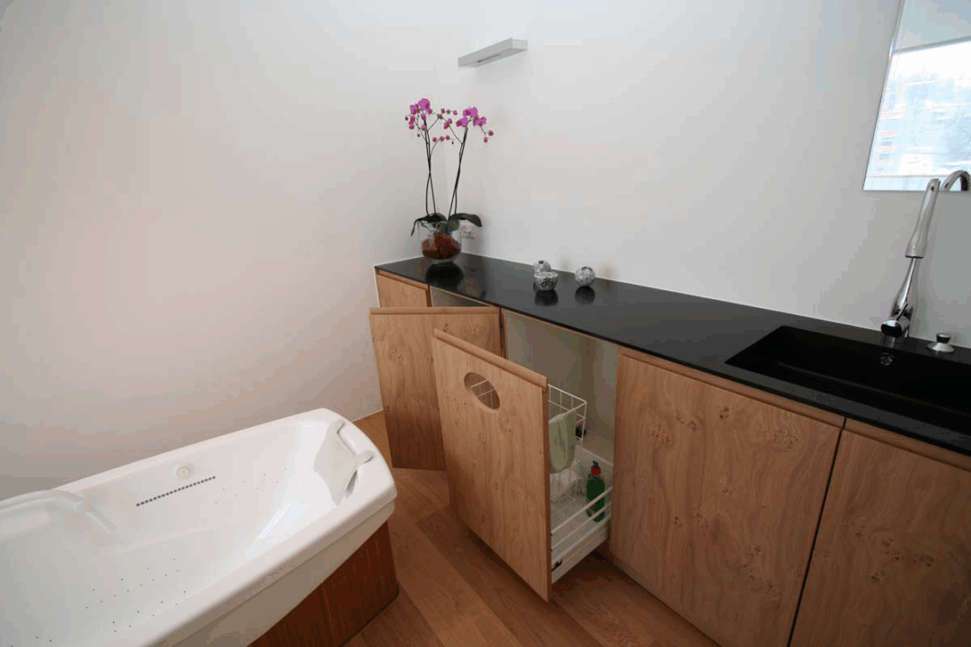 Wellness Eiche astig und Naturstein
