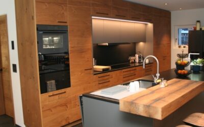 Küche mit Eichenholz
